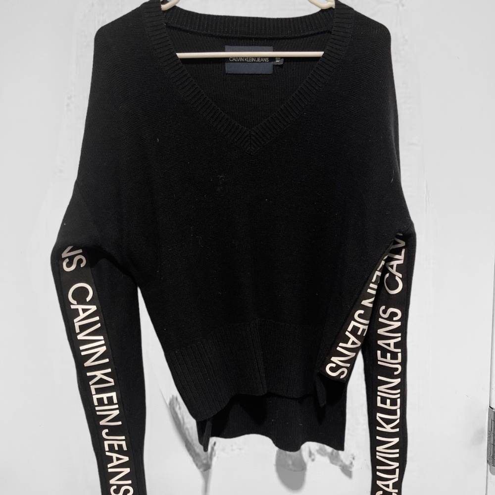 Calvin Klein Sweater